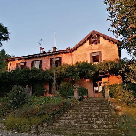 Вилла Casa Della Gioia Castelveccana Экстерьер фото