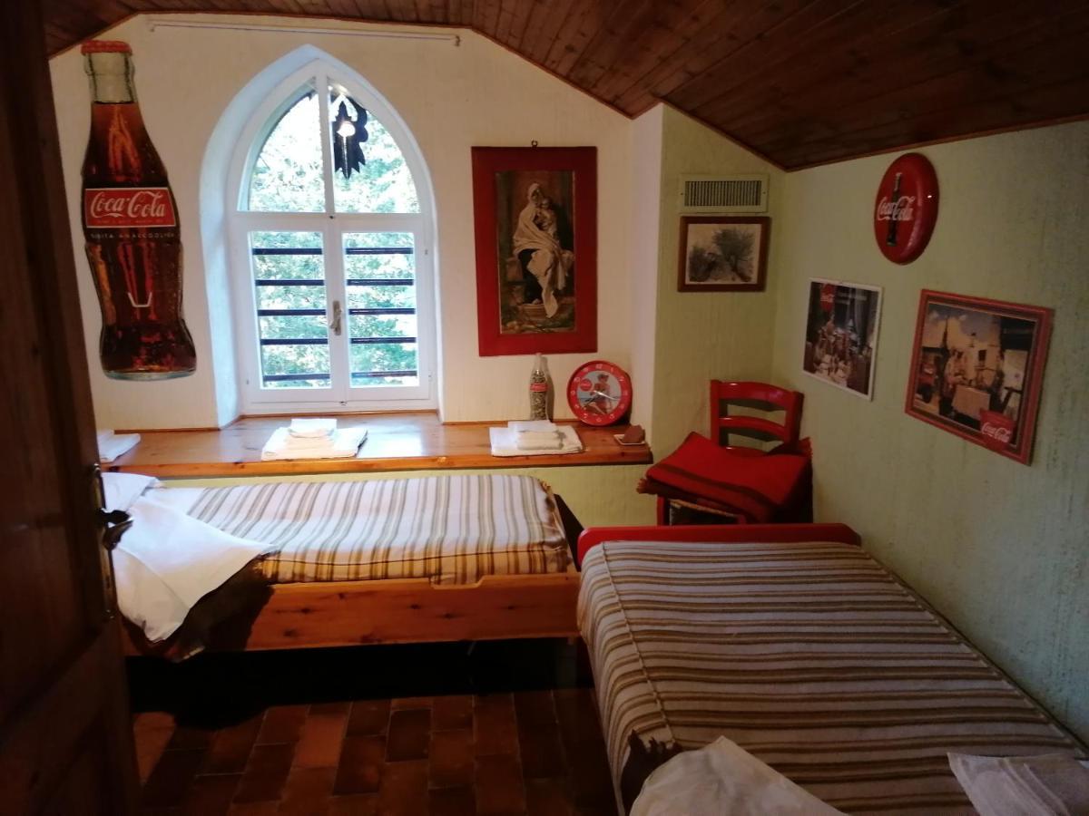 Вилла Casa Della Gioia Castelveccana Экстерьер фото